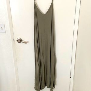 NWOT olive green flowy dress